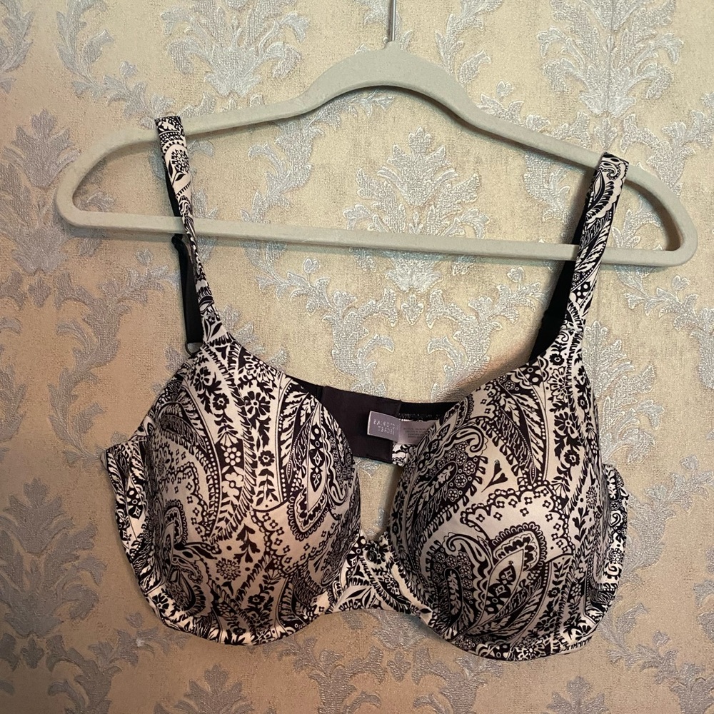 Victoria’s Secret Bra